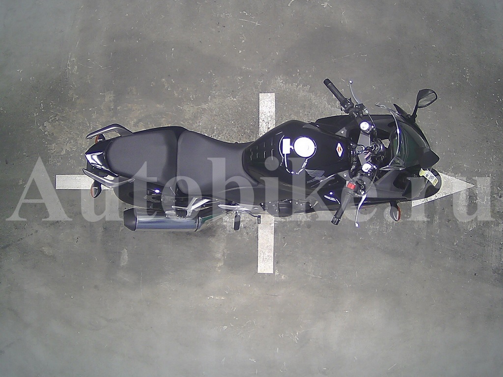 Купить мотоцикл Honda CBR400R 2013 фото 4